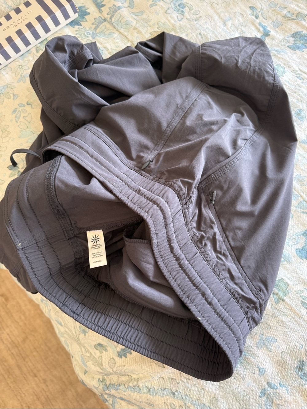 Athleta Womens Gray Elastic Waist Casual Pants Size 14 - Picture 7 of 7